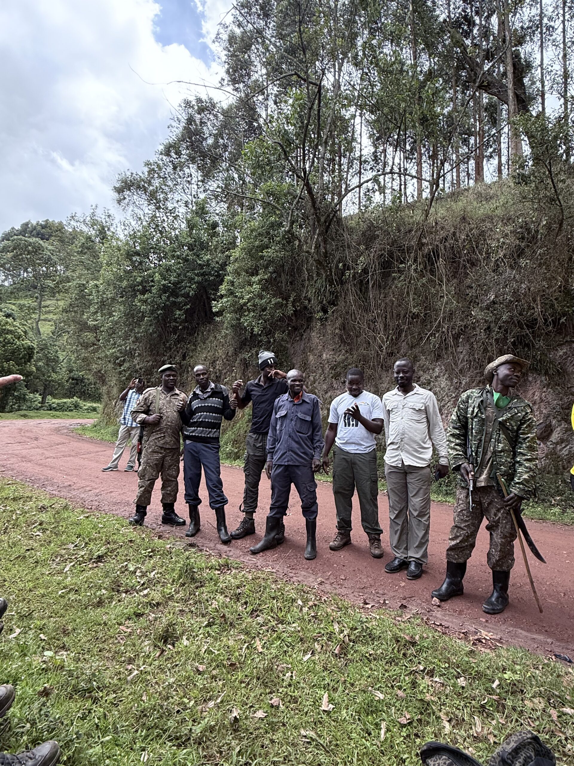 Rangers en porters Bwindi Oeganda