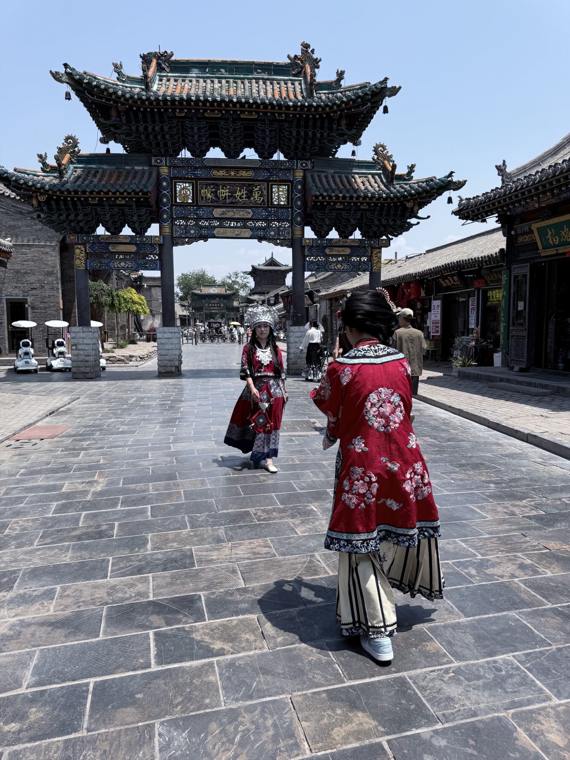 Verklede vrouwen in Pingyao China